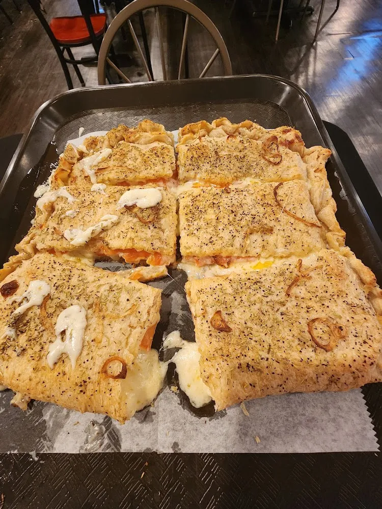 Double Crust Pizza with Tomato